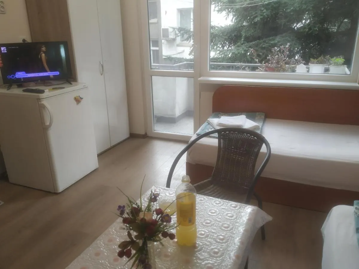 Daria Luxury Seaside Apartment Burgas City