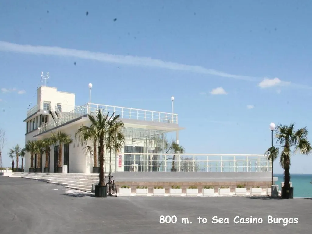 Daria Luxury Seaside Apartment Burgas